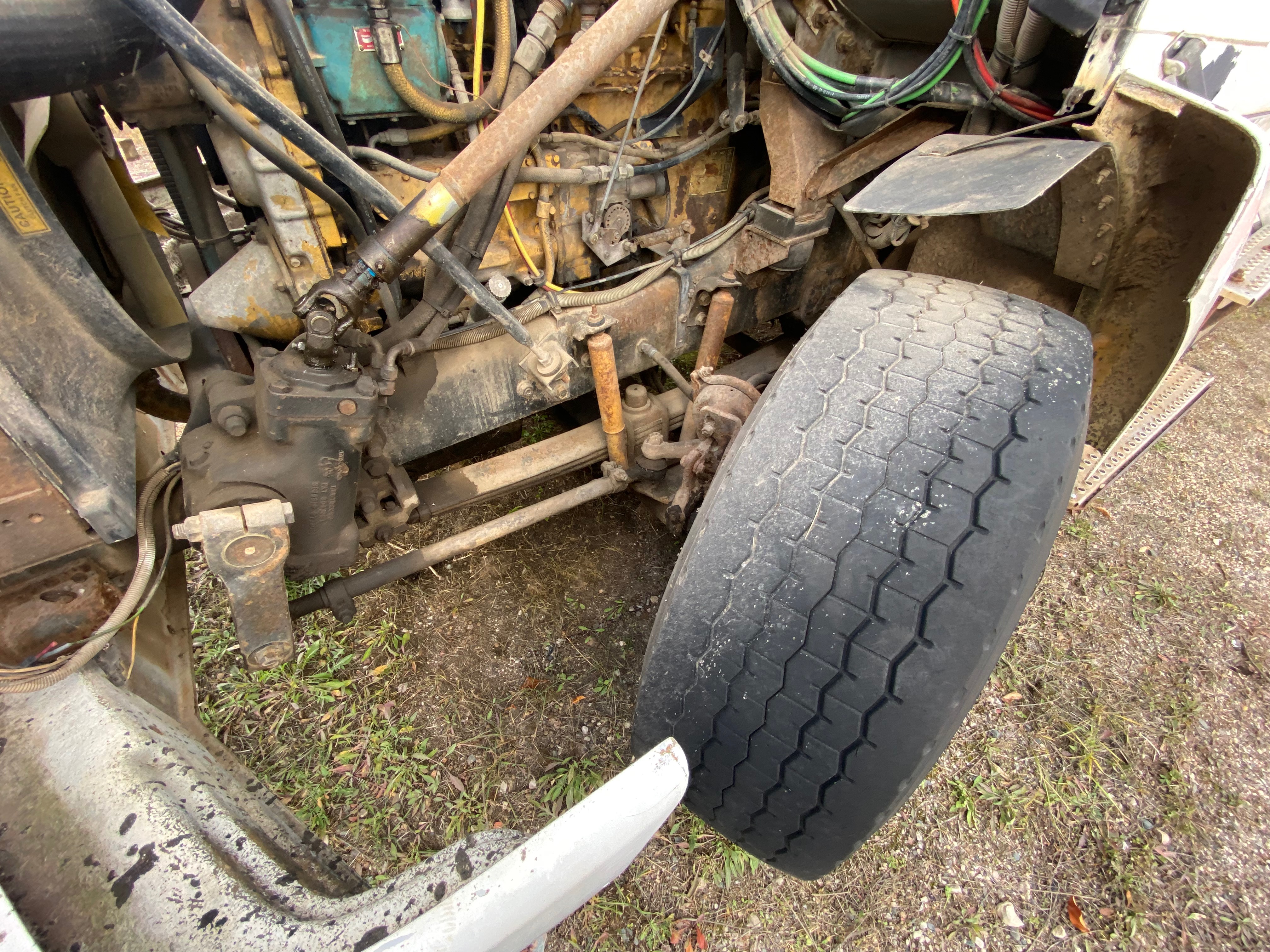 1986 WHITE Sleeper - Image 18